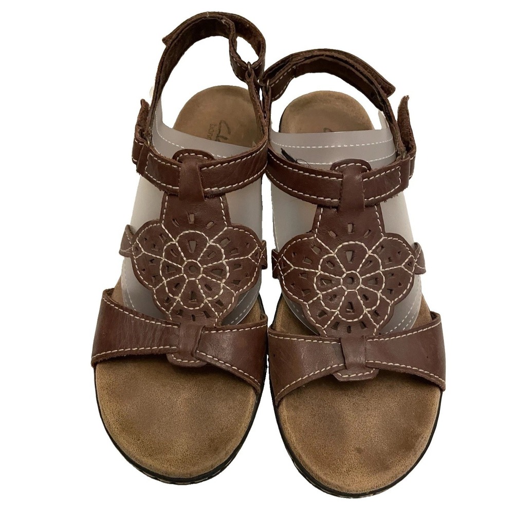 Clarks Women's 9 M Brown Leather Strappy Hook & Loop Adjustable Flat Sandals